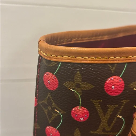 Authentic Louis Vuitton x Takashi Murakami Limited Edition Cerise Bucket Bag - Picture 8 of 10